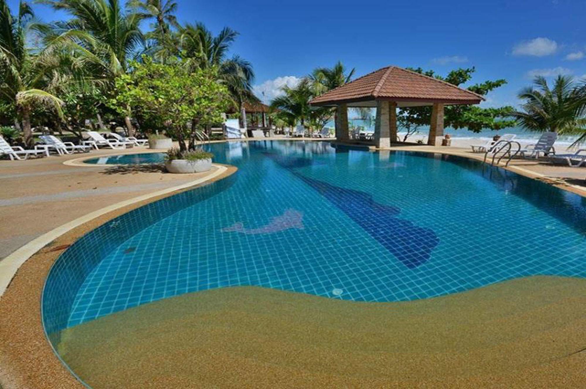 Alongkot Beach Resort Khanom Dış mekan fotoğraf